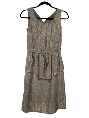 Vince Camuto Gray Taupe Patterned Satin Midi Dress - Size 2